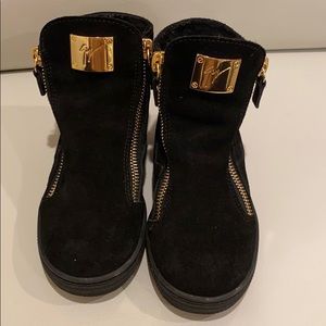 Giuseppe Zanotti Girls London Lace less suede sz 9